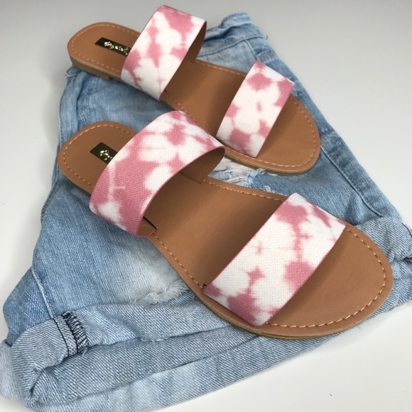 🆕//The Summer// Mauve tie dye Sandals - Picture 3 of 8